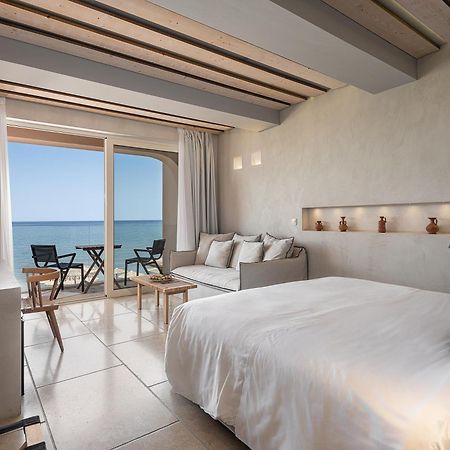 The Theodore Boutique Hotel- Adults Only 16 Plus Agia Marina  ภายนอก รูปภาพ