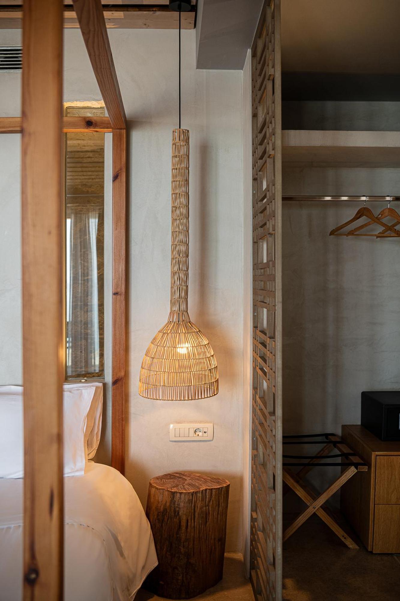 The Theodore Boutique Hotel- Adults Only 16 Plus Agia Marina  ภายนอก รูปภาพ