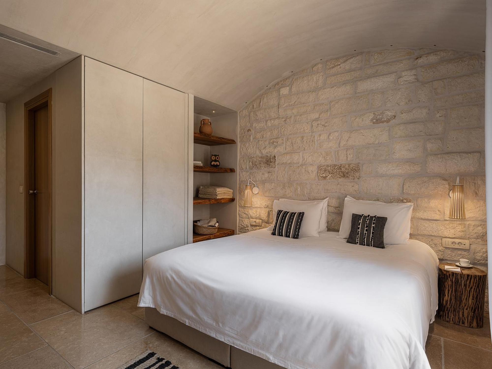 The Theodore Boutique Hotel- Adults Only 16 Plus Agia Marina  ภายนอก รูปภาพ