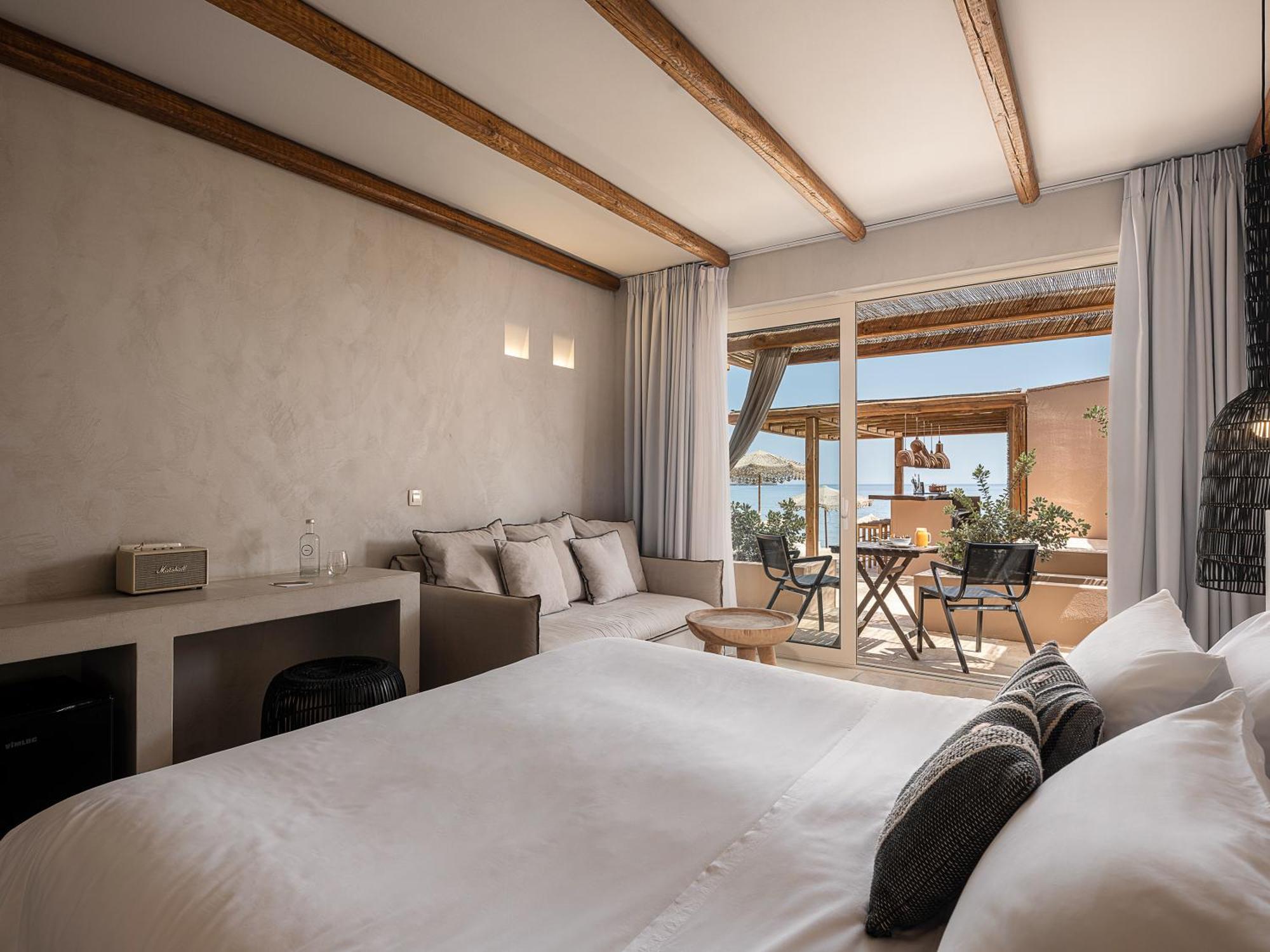 The Theodore Boutique Hotel- Adults Only 16 Plus Agia Marina  ภายนอก รูปภาพ