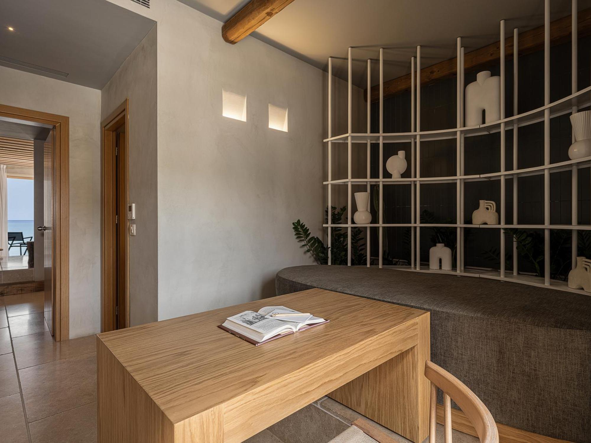 The Theodore Boutique Hotel- Adults Only 16 Plus Agia Marina  ภายนอก รูปภาพ
