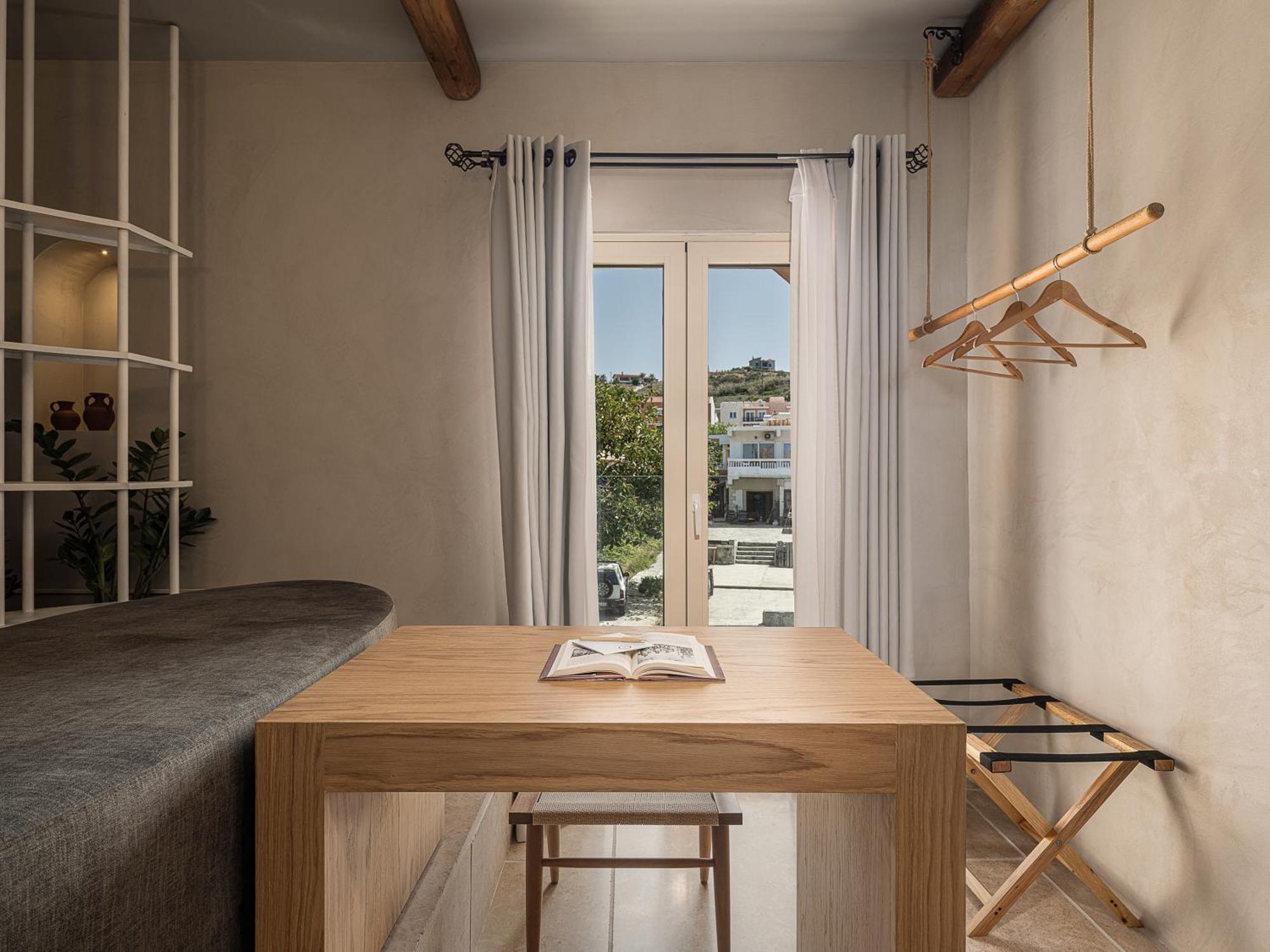 The Theodore Boutique Hotel- Adults Only 16 Plus Agia Marina  ภายนอก รูปภาพ